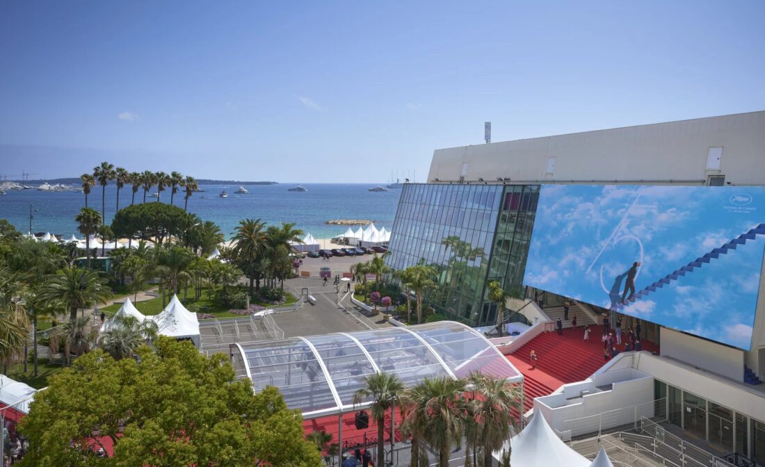 CANNES – Exceptional apartment with sea views