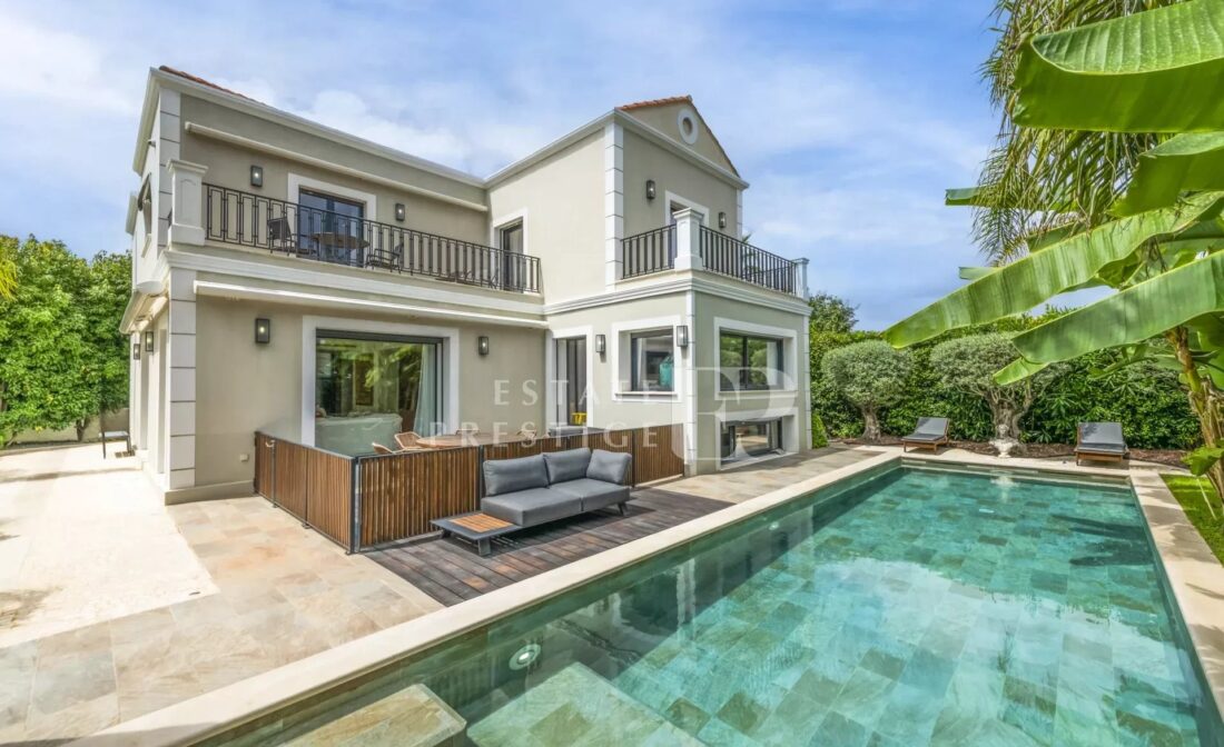 CAP D’ANTIBES – Beautiful Modern Villa 5 minutes walk from the beach !