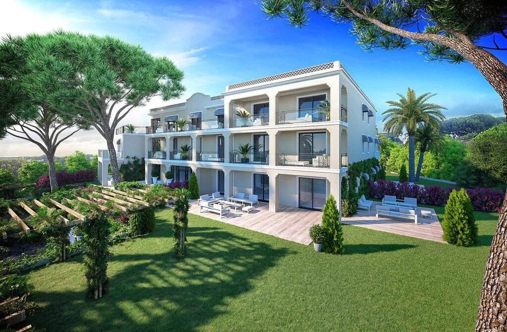 CAP D’ANTIBES – Apartment in prestigious, fully renovated residence