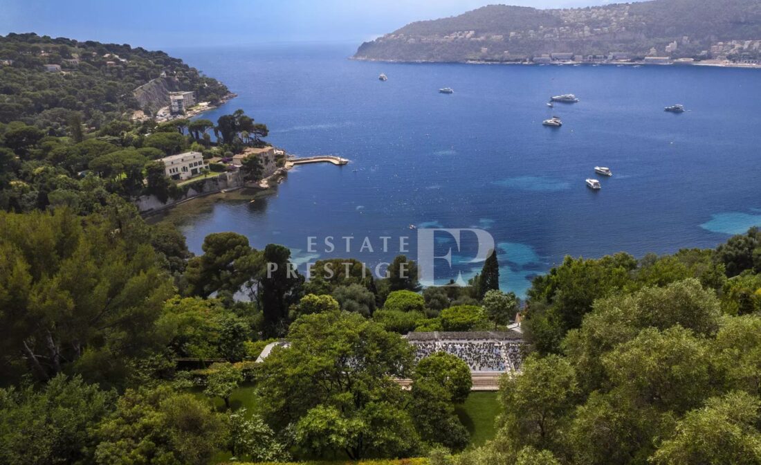 SAINT JEAN CAP FERRAT –  One of a kind Villa with Spectacular Sea Views