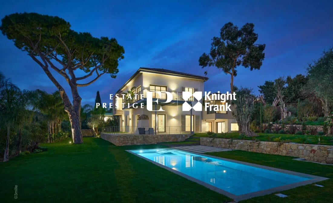 CANNES / LE CANNET – Modern villa with breathtaking panoramic sea views