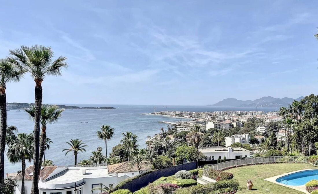 CANNES CALIFORNIE – Beautiful 4 room apartment with panoramic sea view