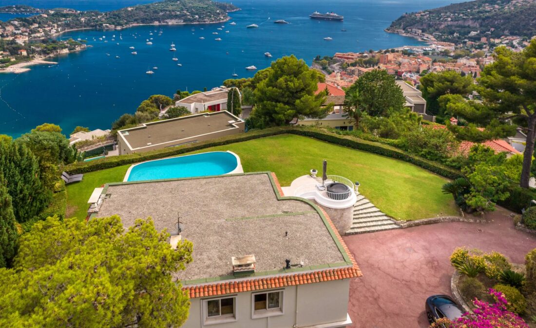 VILLEFRANCHE SUR MER – Villa Development Project with amazing sea views!