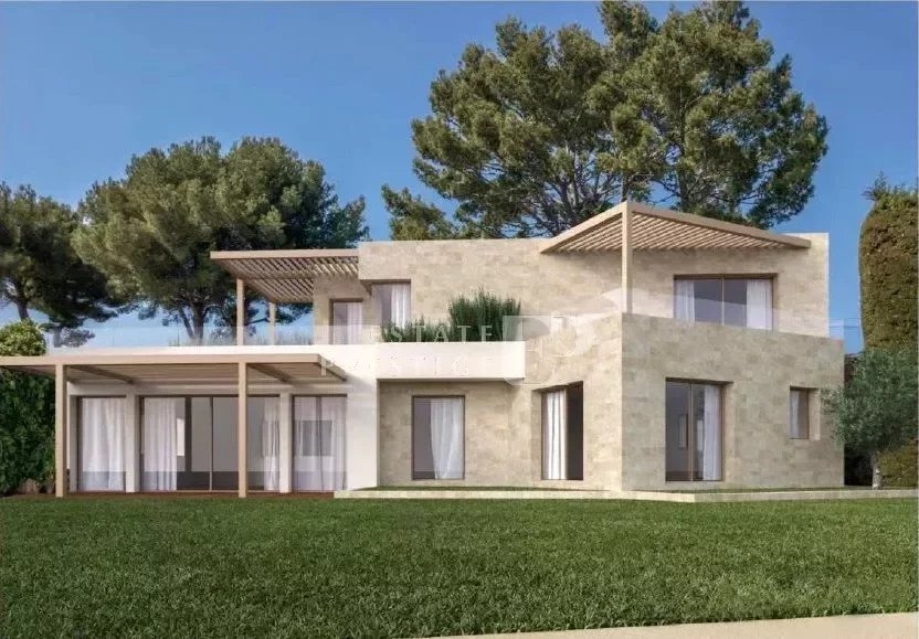 LE CANNET – Renovation project with panoramic sea views