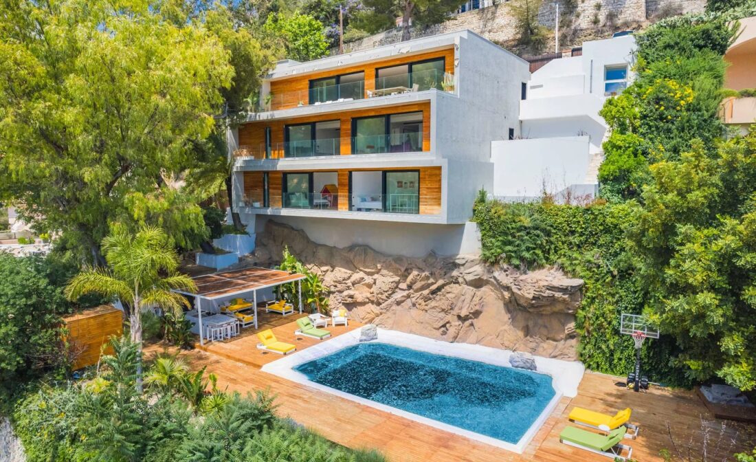 ROQUEBRUNE CAP MARTIN – Superbe Villa