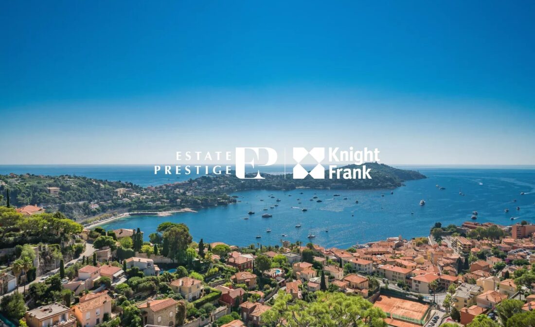 VILLEFRANCHE SUR MER –  Leilighet i toppetasjen