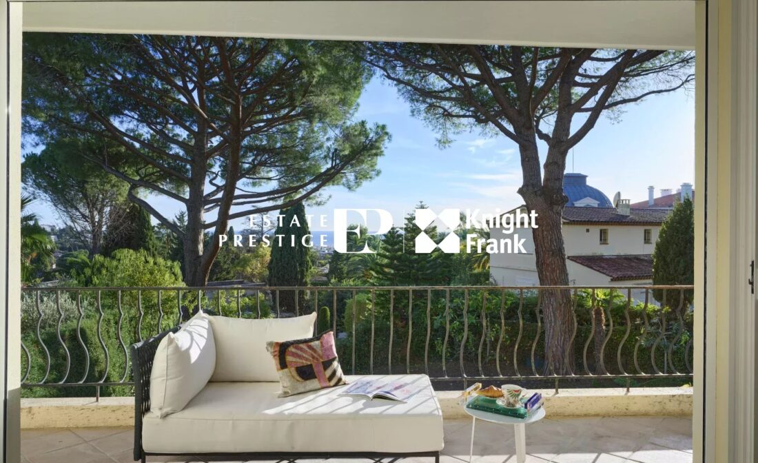 CANNES  – Appartement de charme vue mer