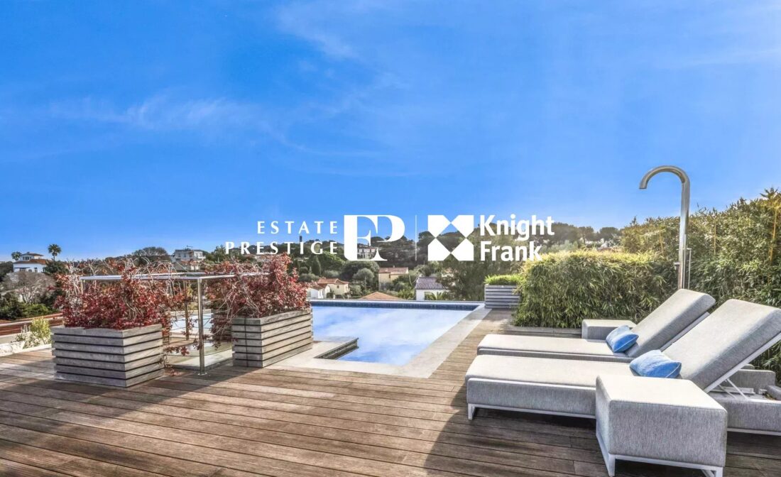 CAP D’ANTIBES – Penthouse avec toit terrasse et piscine dans résidence de haut standing