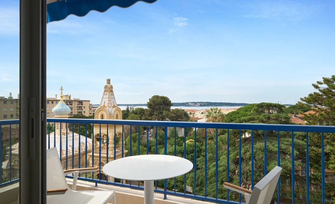 CANNES Basse Californie – Appartement 4 pièces Vue Mer