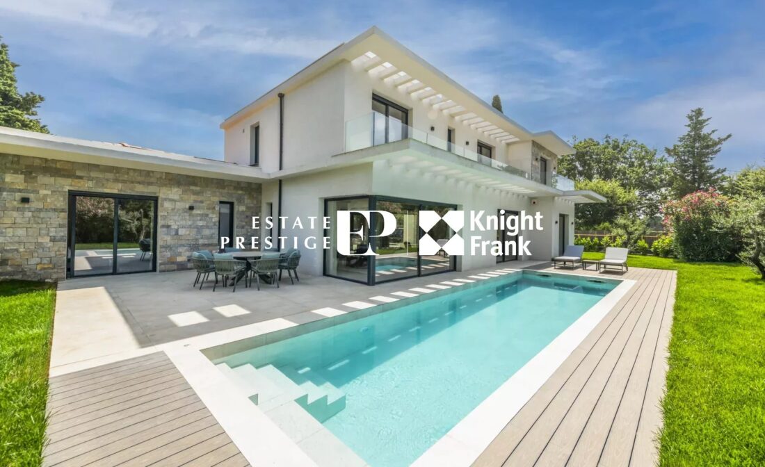 MOUGINS : Contemporary Villa near International school