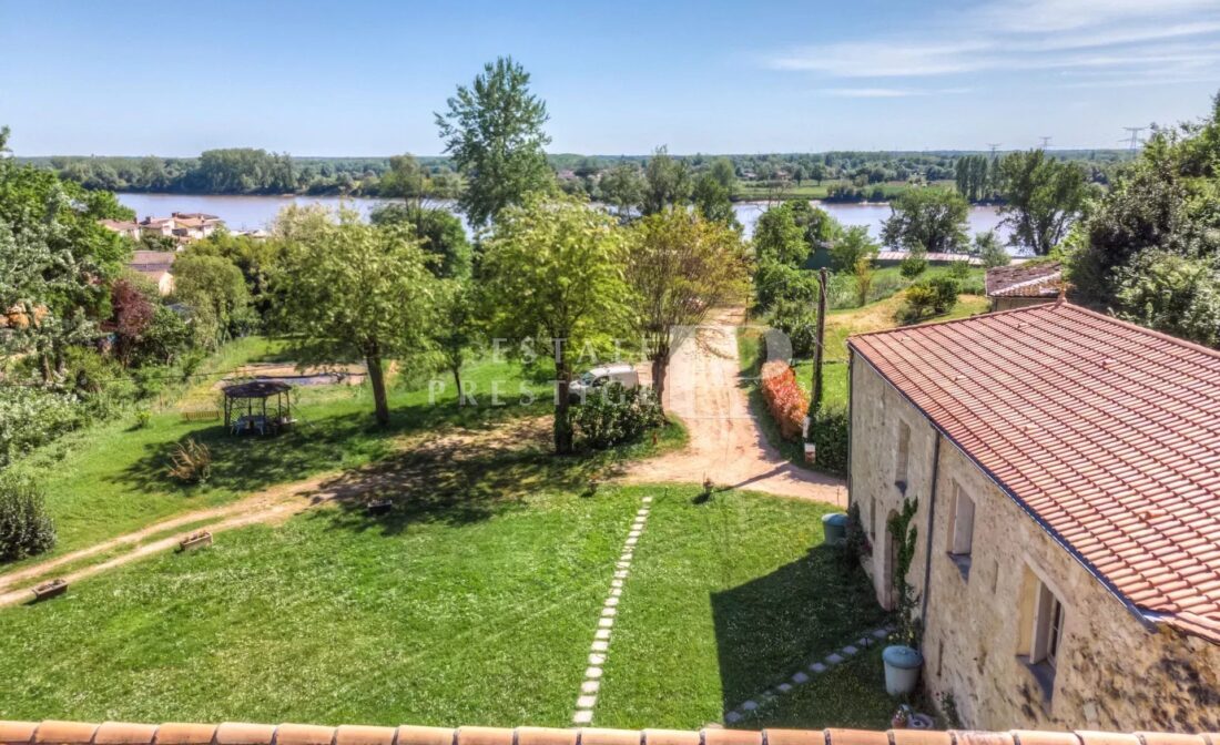 Maison en pierre vu garonne