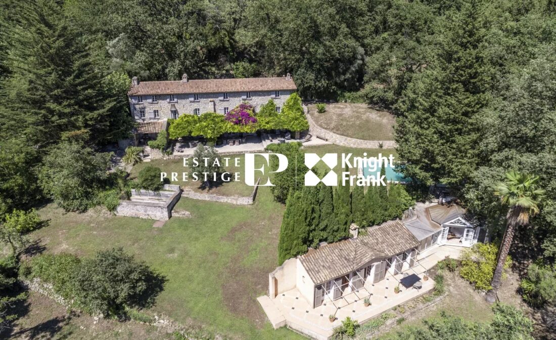 CHATEAUNEUF-DE-GRASSE – Stone Bastide with Pool and Incredible Views