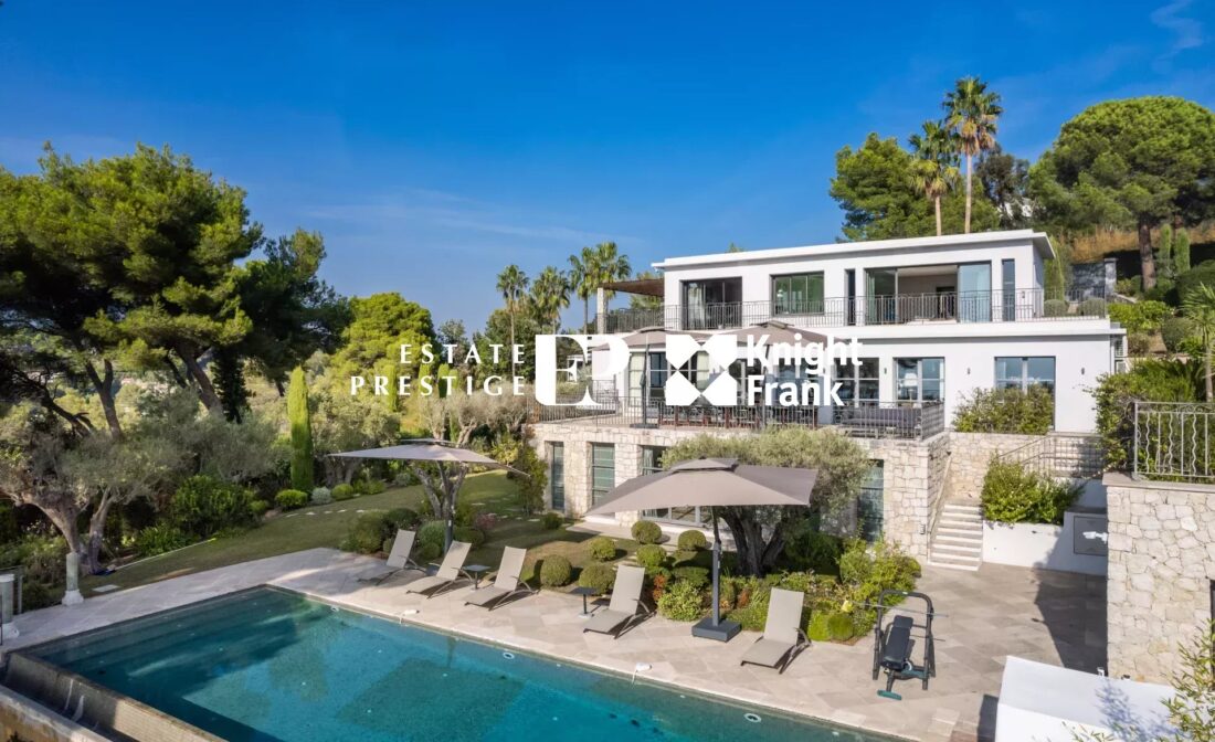 CANNES CALIFORNIE – Superbe villa avec vue mer panoramique