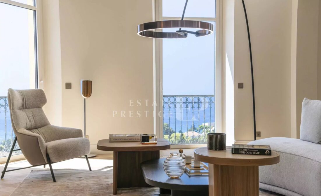 Superbe appartement rénové vue mer