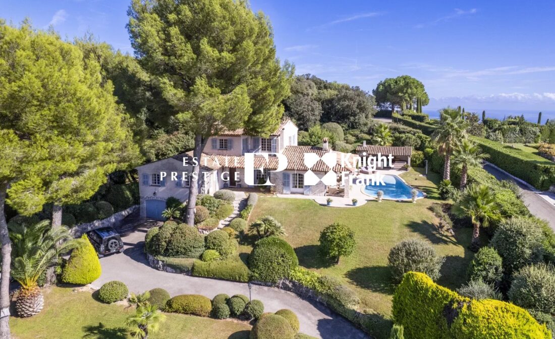 SAINT PAUL DE VENCE : En vakker provençalsk villa i privat domene