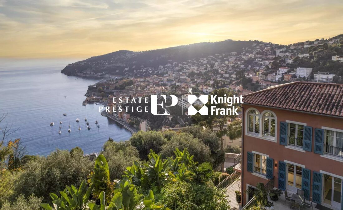 VILLEFRANCHE SUR MER –  Villa avec vue imprenable