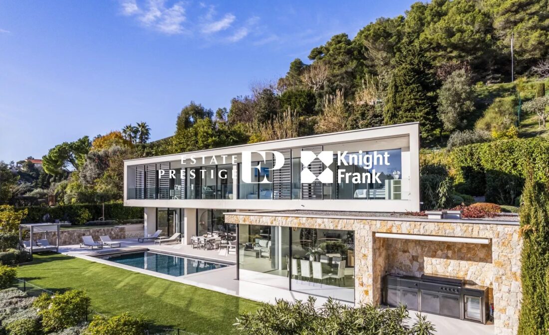 EZE – Contemporary villa with sea view and exceptional services