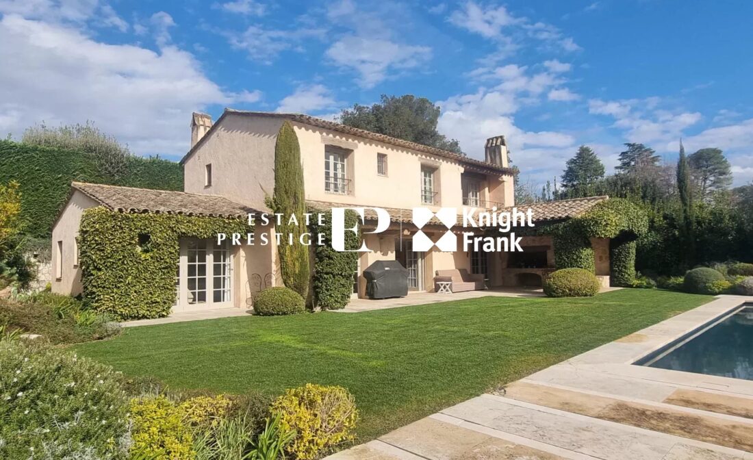 LA COLLE-SUR-LOUP – Villa de Charme dans domaine sécurisé à proximité de Saint Paul de Vence